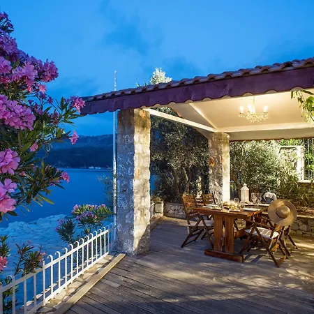 Teras 3, Florya 马尔马里斯